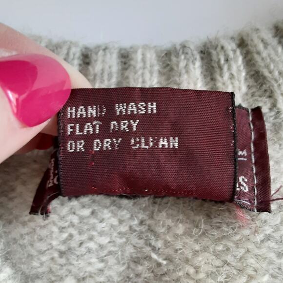 Vintage 90s Sweater Vest Gray Womens M 100% Wool - Picture 7 of 10